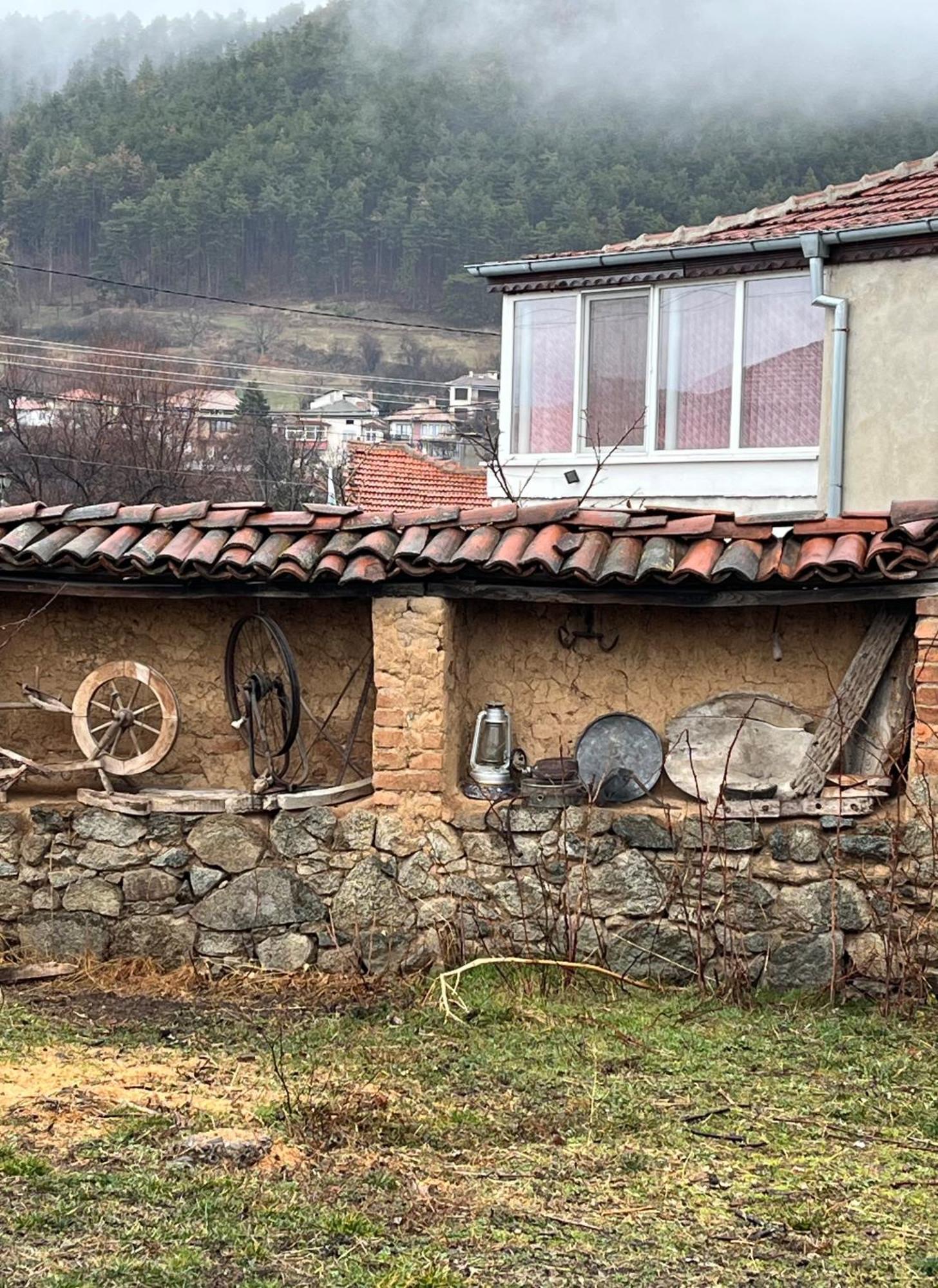 Къща Христини Hotel Kalofer Kültér fotó